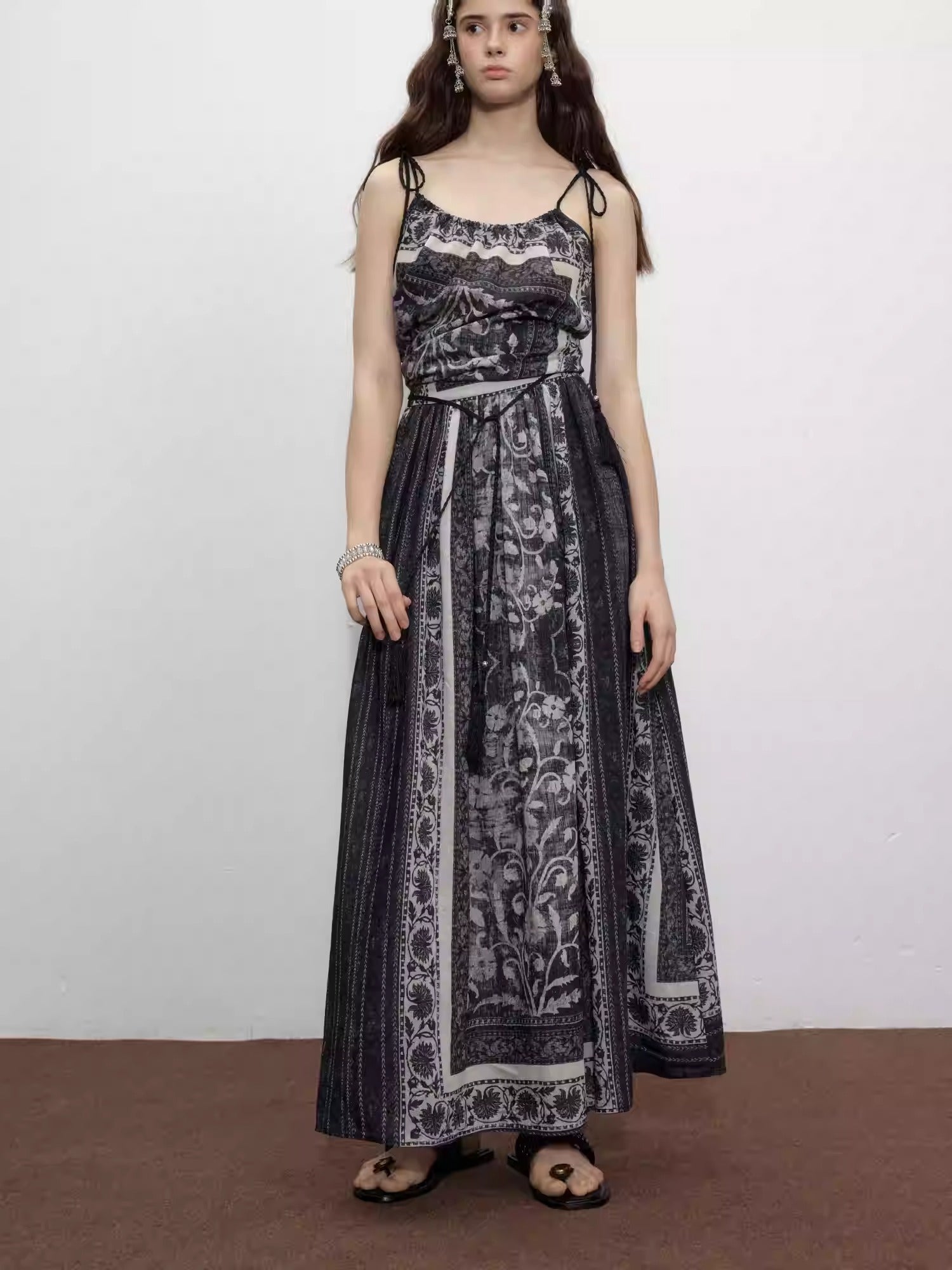 Black Plant Print Linen Skirt